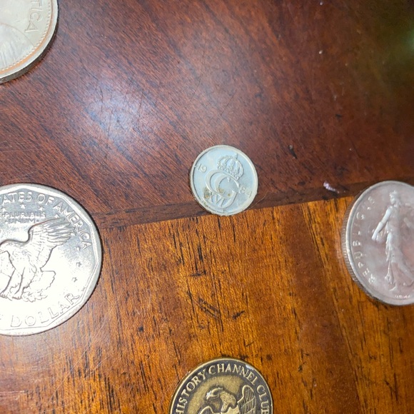 Collectibles Coins (Half Dollar, whole dollar, 2 buff nickels and way more) - Picture 14 of 17